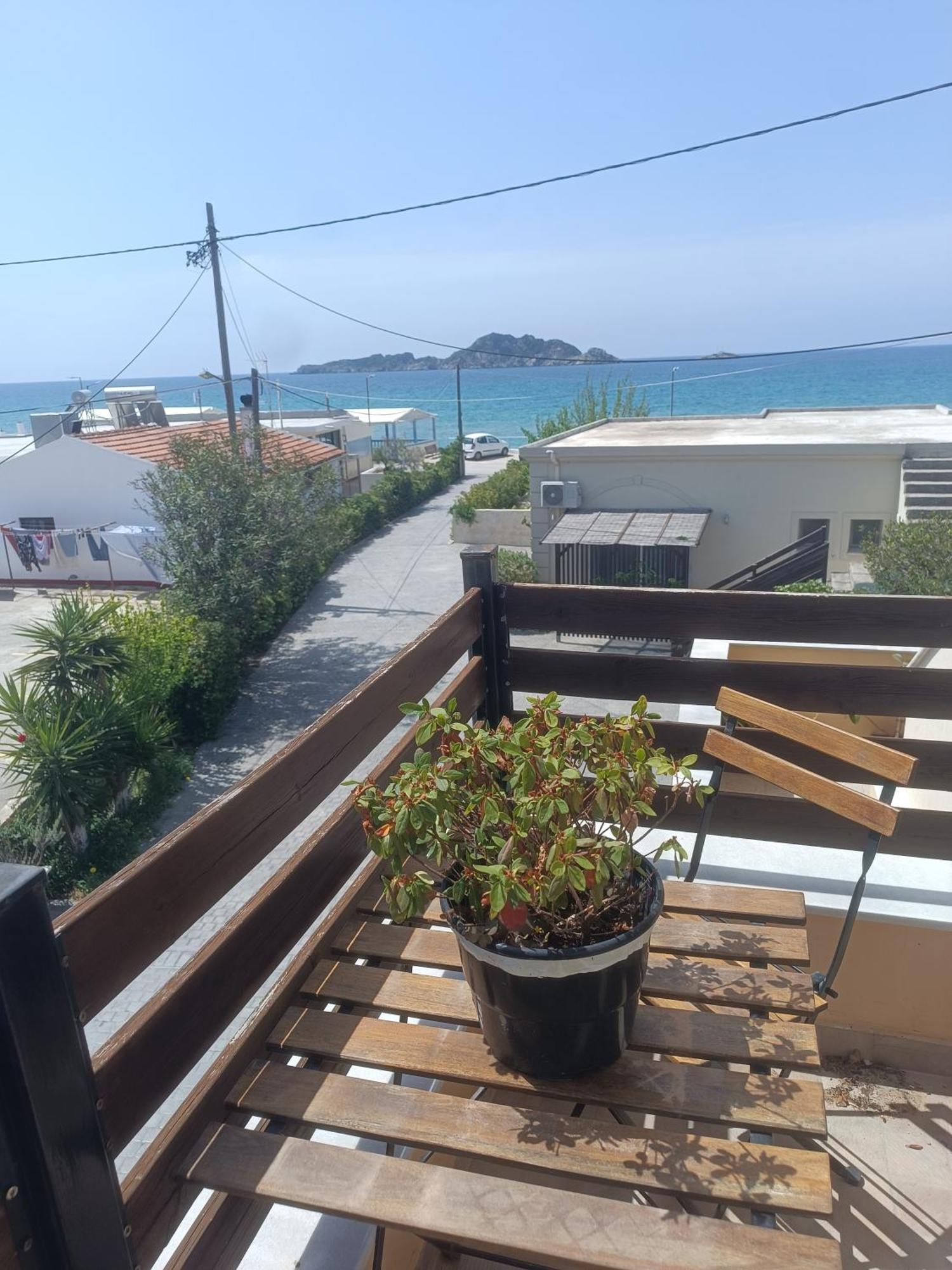 Ayerina First Floor Apartment Arillas Agiou Georgiou Esterno foto